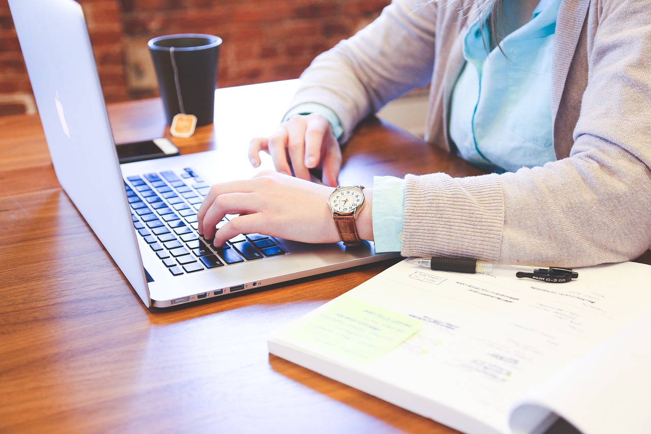 Best Earn $250/Day Writing Simple Articles from Home! - techtalenthub.blogpost.co.in